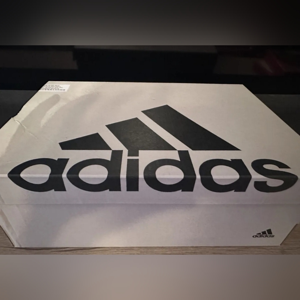Adidas Women’s Avryn Shoes Size 9.5 New with tags - Picture 16 of 16
